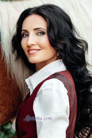172083 - Oksana Age: 52 - Ukraine