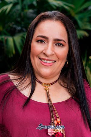207513 - Yised Age: 45 - Colombia