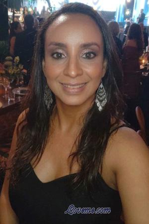 216013 - Jessica Age: 40 - Colombia