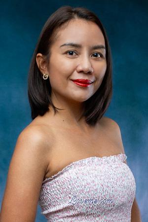 222063 - Jariya Age: 39 - Thailand