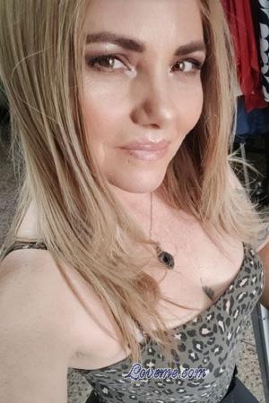 223113 - Maria Elizabeth Age: 52 - Costa Rica