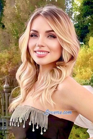 223359 - Lyudmyla Age: 35 - Ukraine