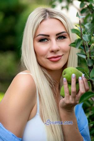 224365 - Yuliya Age: 47 - Ukraine