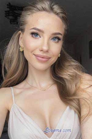 224558 - Oksana Age: 27 - Ukraine