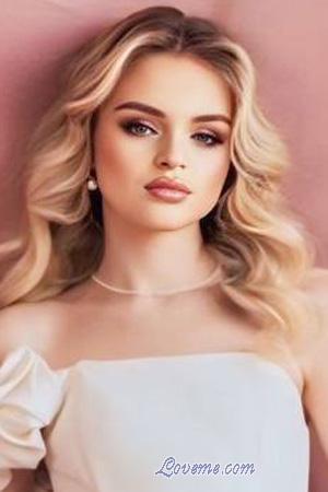 225258 - Olesia Age: 19 - Ukraine